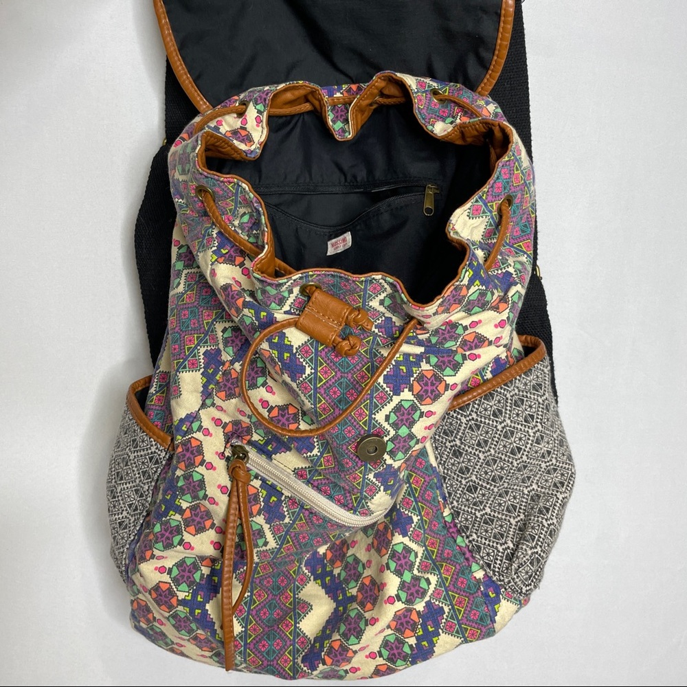 Mossimo tribal all over print back pack bag - Picture 2 of 5